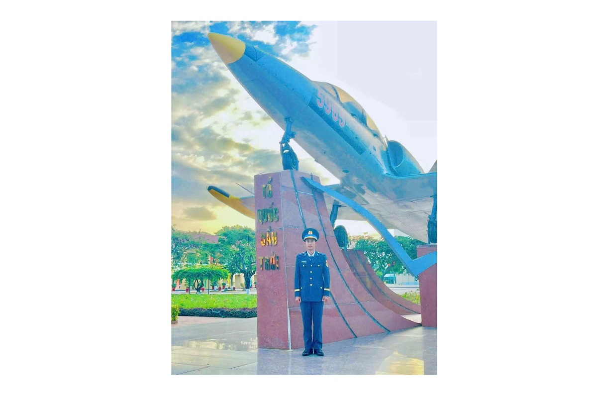 Từ quê hương Đồng Tháp Mười đến giấc mơ bay